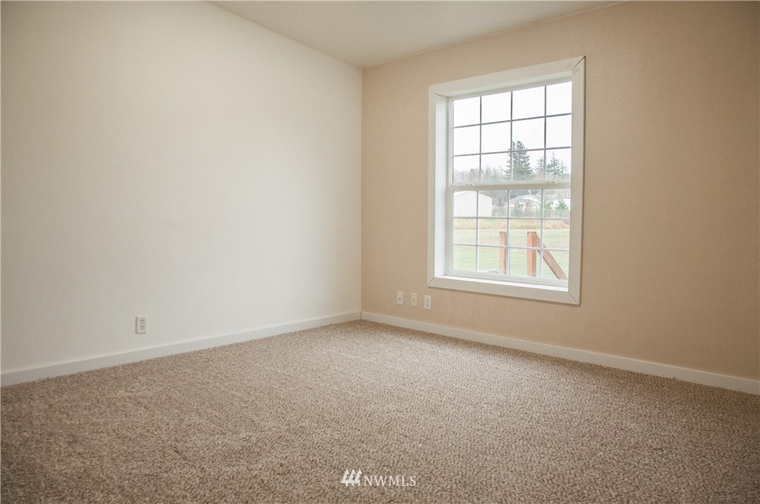 4302 Rural Avenue Bellingham, WA 98226 - Photo 20 of 23