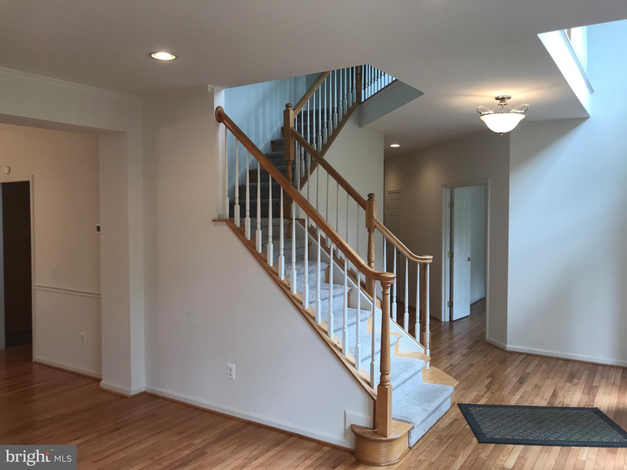 6029 Sumner Road Alexandria, VA 22310 - Photo 4 of 30 Dual Staircase