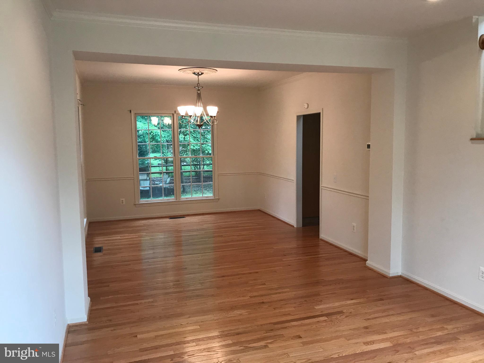 6029 Sumner Road Alexandria, VA 22310 - Photo 5 of 30 Looking into Dining Room from Living Room