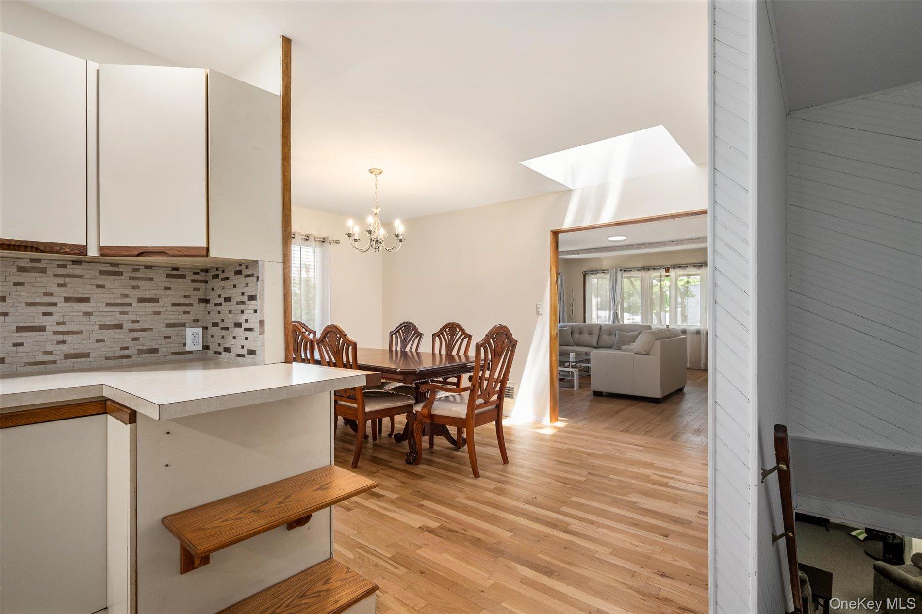 1644 Meadowbrook Road Merrick, NY 11566 - Photo 11 of 23