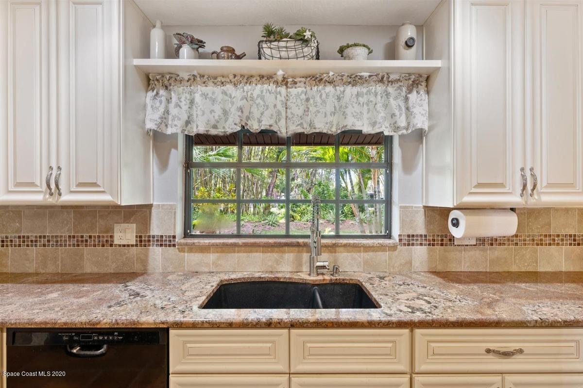4450 Lake Washington Road Melbourne, FL 32934 - Photo 14 of 39 21-DSC01528