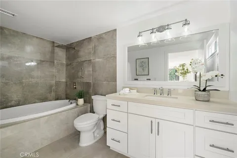 $2,199,000 | 21891 Starfire Lane, Huntington Beach, CA 92646