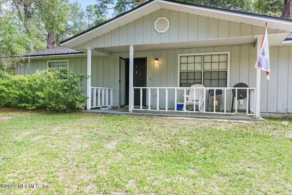 5857 J B Hines Road Macclenny, FL 32063 - Photo 3 of 20 03-Entryway