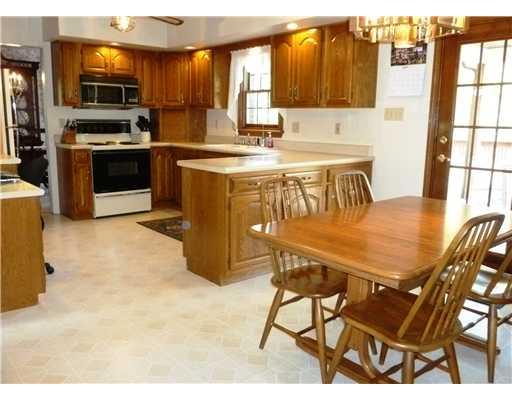 149 Wellington Road Aliquippa, PA 15001 - Photo 8 of 18 Kitchen.