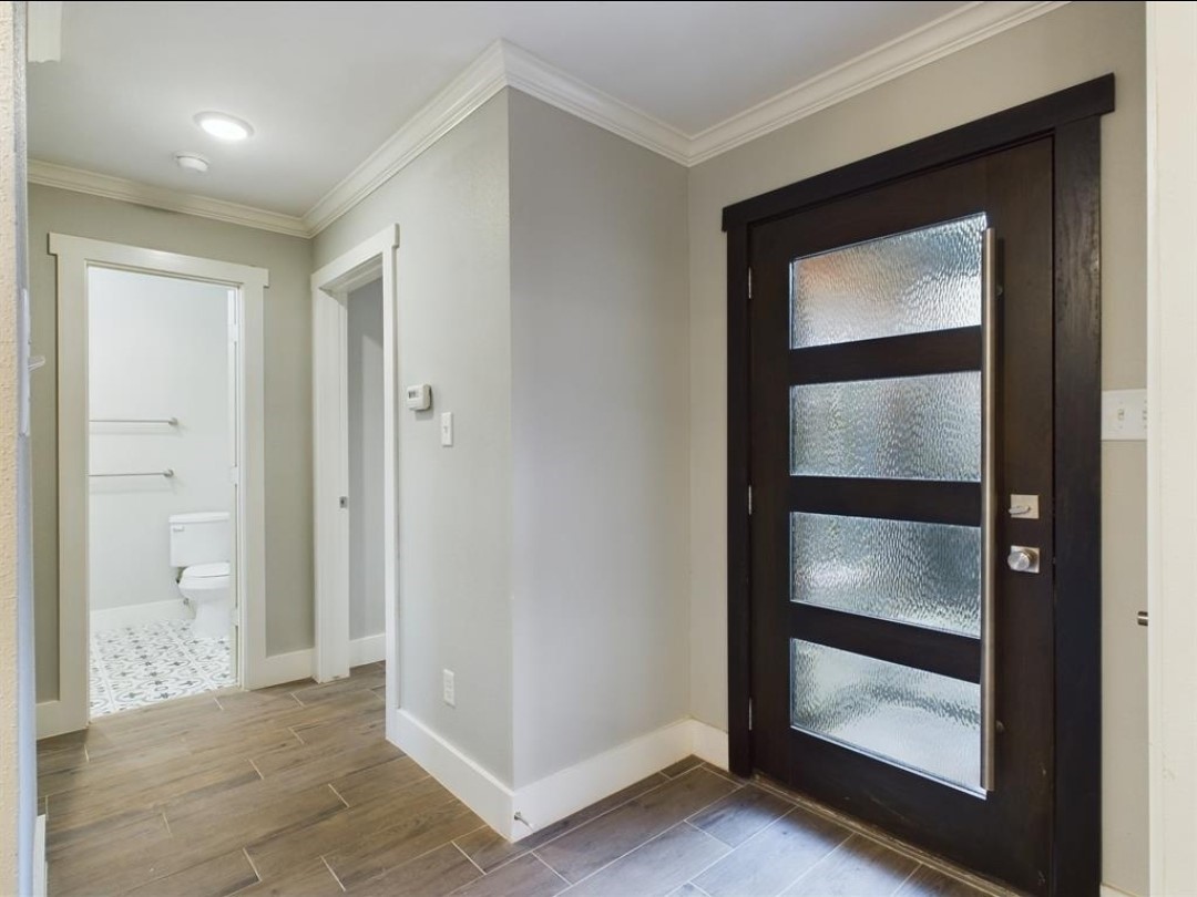 9007 Sharpcrest Street Houston, TX 77036 - Photo 5 of 21