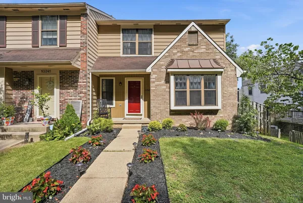 $575,000 | 10243 Roberts Common Lane, Burke, VA 22015