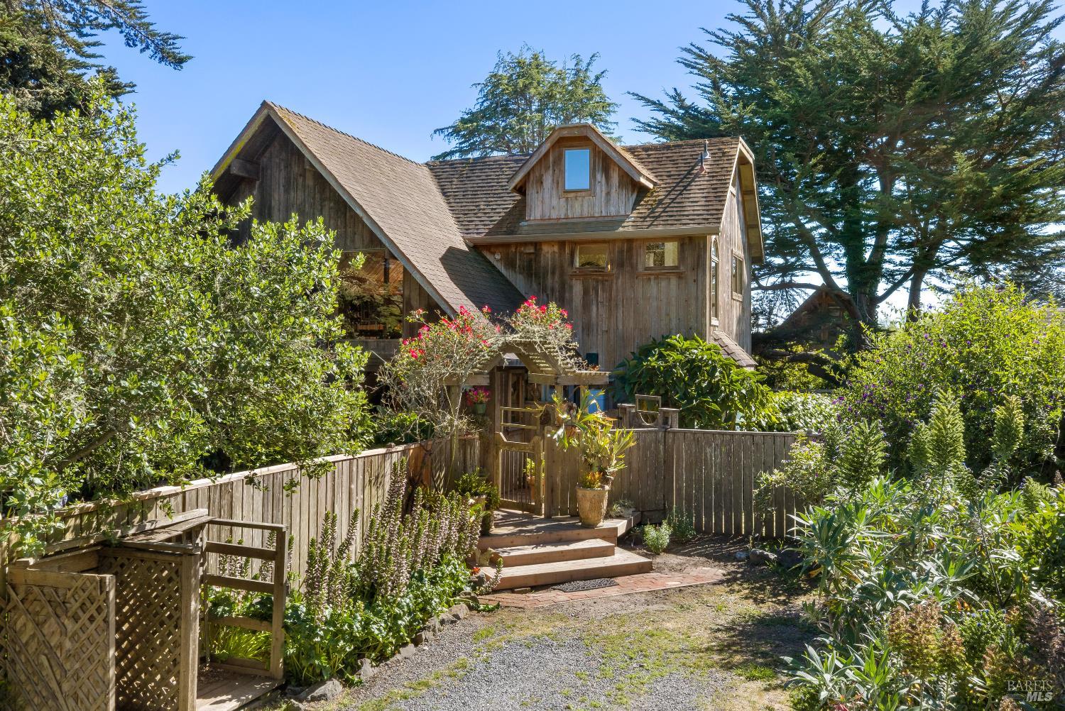 385 Cedar Road Bolinas, CA 94924 - Photo 4 of 70