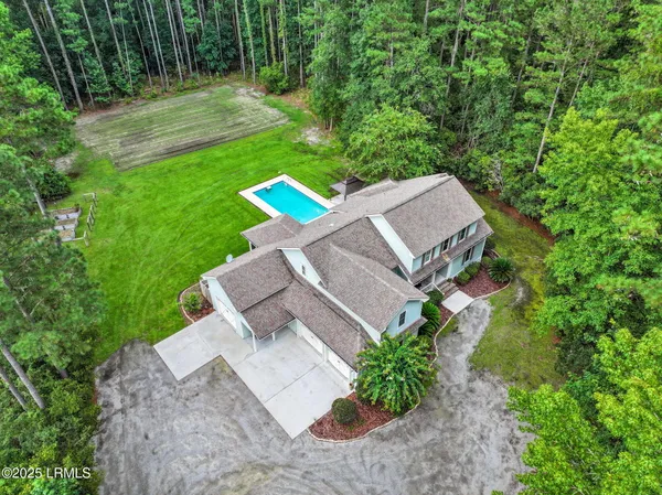 $1,395,000 | 40 Rose Dhu Creek Plantation, Bluffton, SC 29910