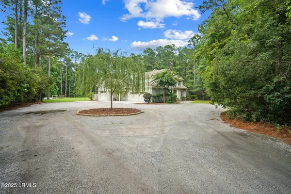 $1,395,000 | 40 Rose Dhu Creek Plantation, Bluffton, SC 29910