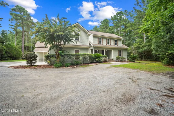 $1,395,000 | 40 Rose Dhu Creek Plantation, Bluffton, SC 29910