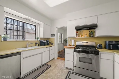 $1,150,000 | 1820 South Sierra Vista Avenue, Alhambra, CA 91801