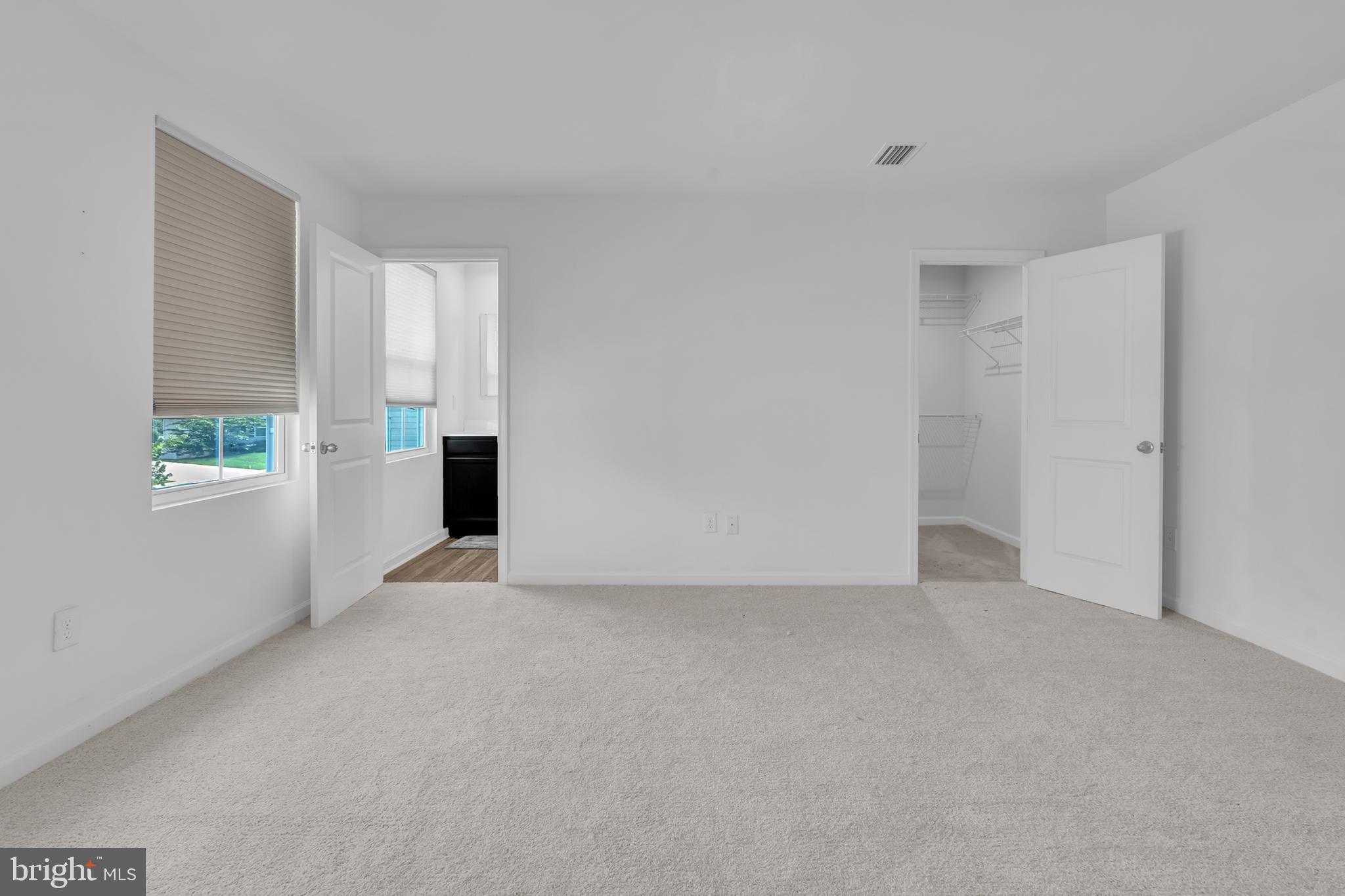 144 Ciseley Drive Sicklerville, NJ 08081 - Photo 43 of 48 a view of an empty room with a window