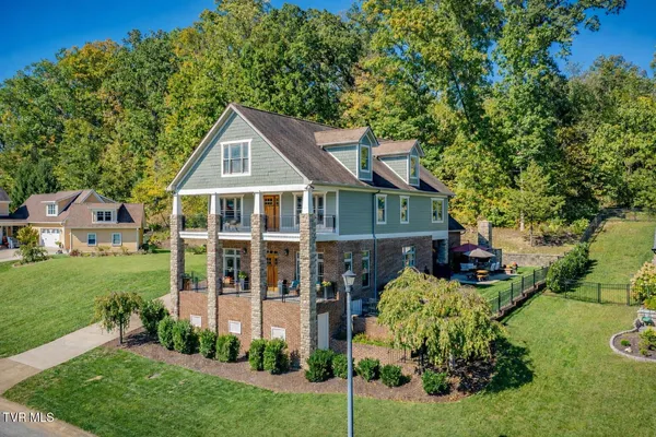 $750,000 | 2338 Edinburgh Channel Road, Kingsport, TN 37664