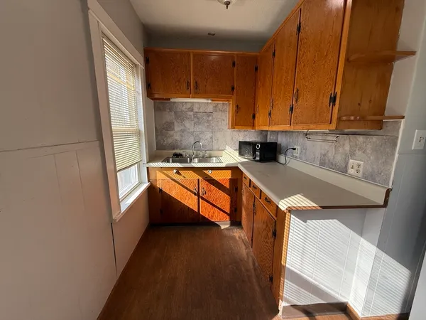 $2,200 | 1 East Park Terrace, Unit 3, Worcester, MA 01604