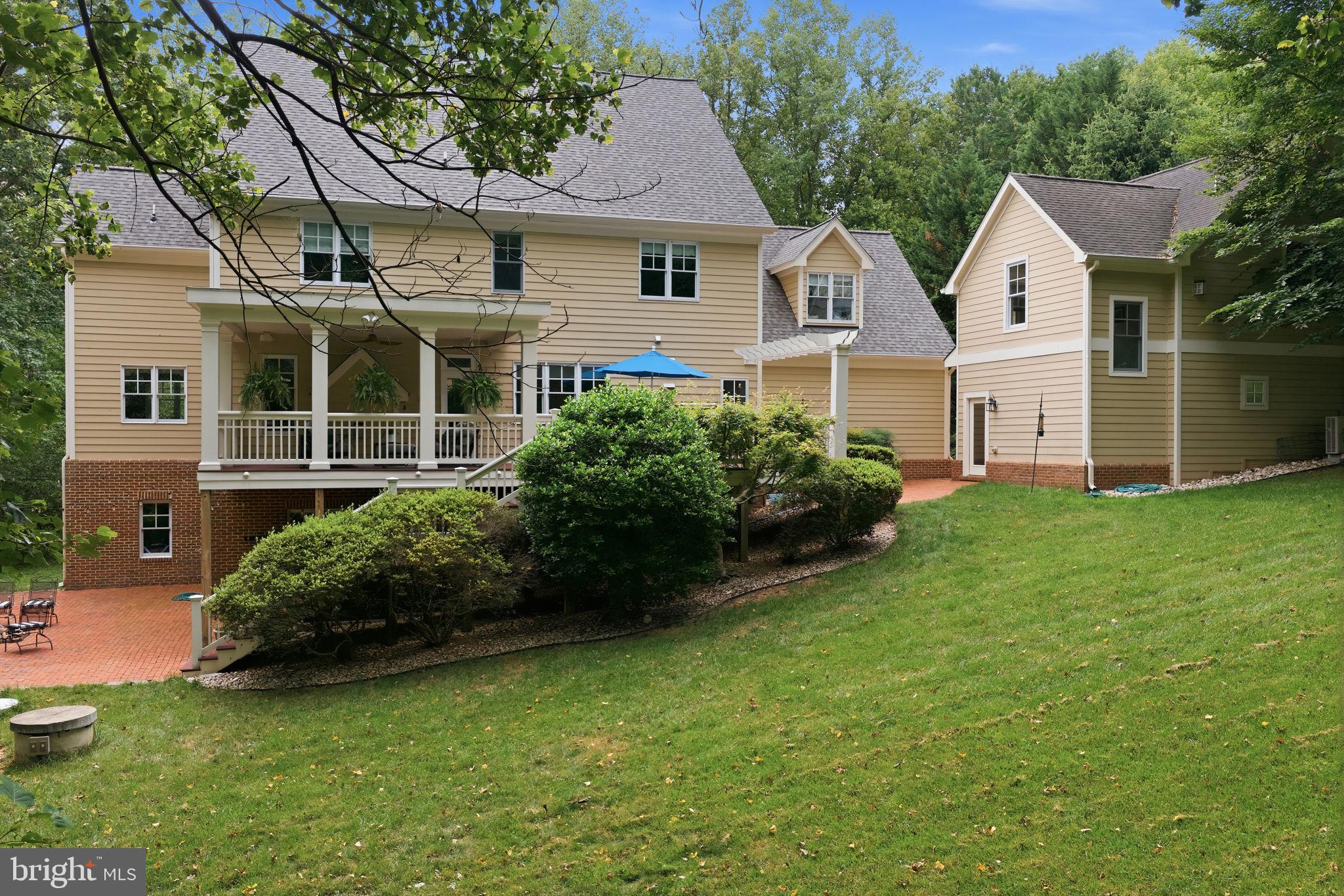 2608 Hunter Mill Road Oakton, VA 22124 - Photo 3 of 59