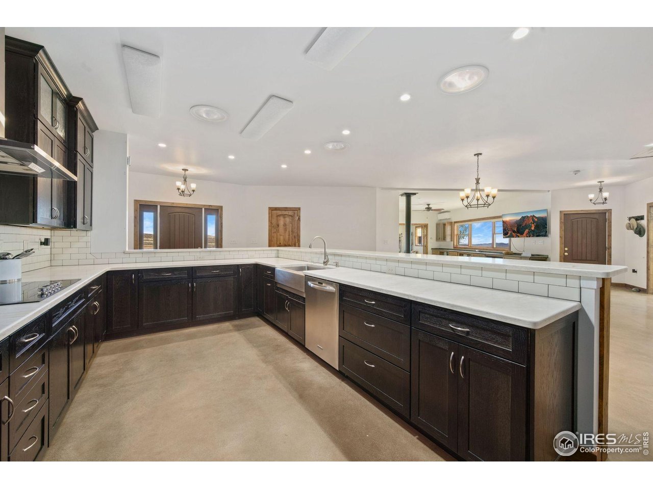 202 Roundtree Road Livermore, CO 80536 - Photo 9 of 50 An entertainers dream