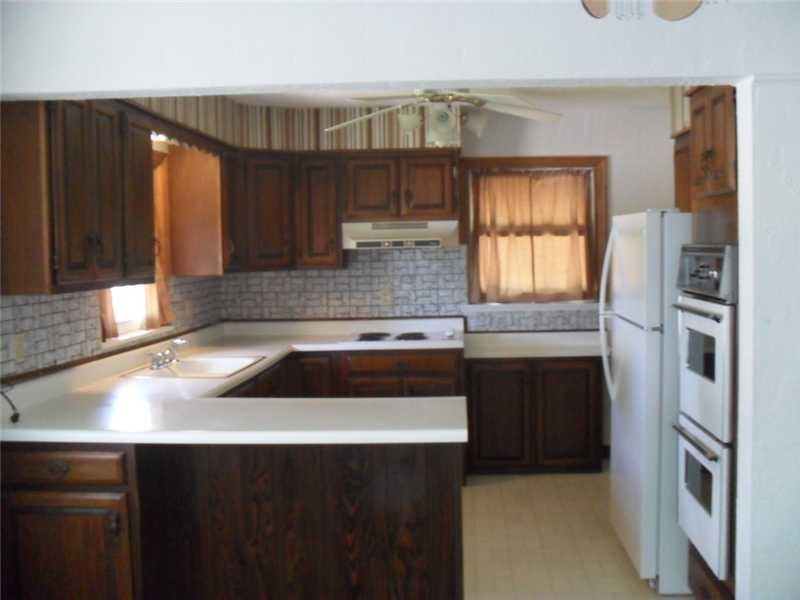 127 Old Walnut Hill Road Uniontown, PA 15401 - Photo 3 of 10 Kitchen.