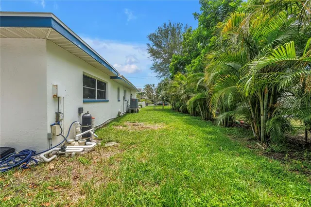 $675,000 | 4540 Bayshore Boulevard Northeast, St. Petersburg, FL 33703
