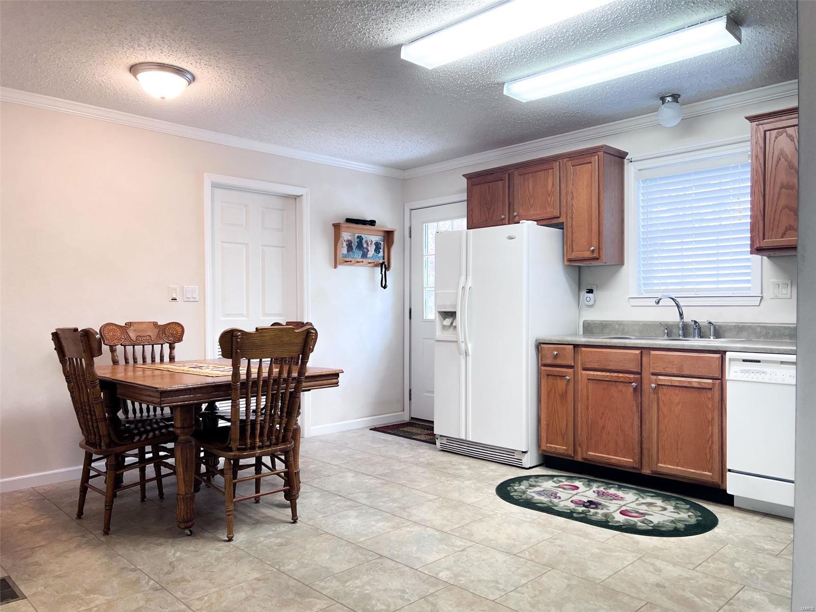 339 Recreation Area Road Marissa, IL 62257 - Photo 5 of 33 Gallery Image 5
