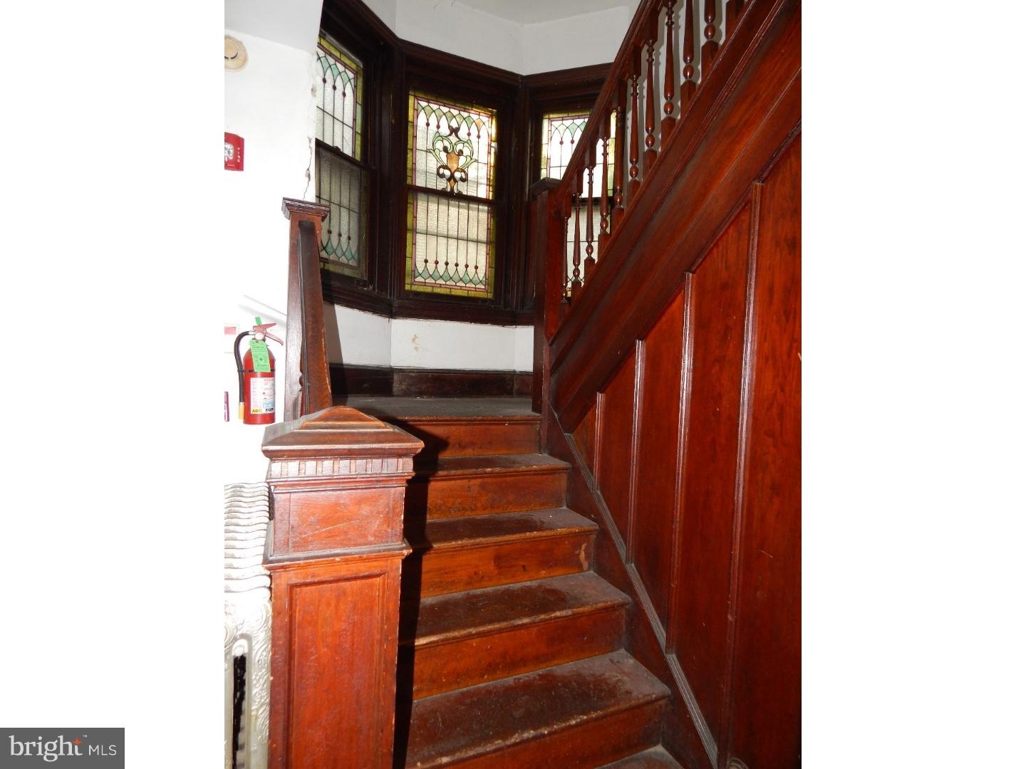 6704 Keystone Street Philadelphia, PA 19135 - Photo 14 of 25 View