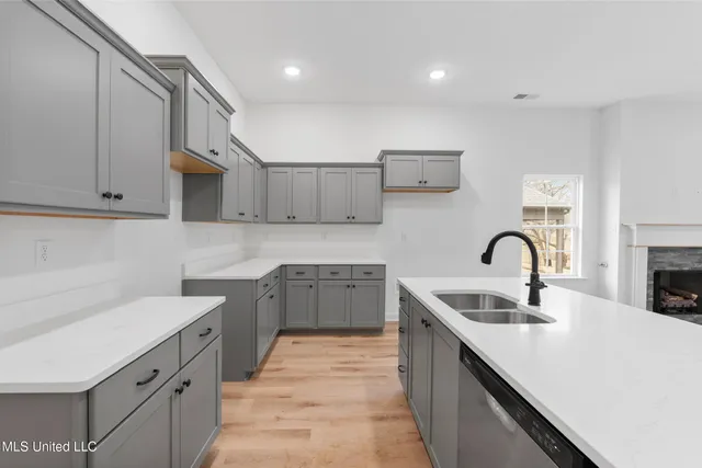 $324,900 | 6263 Clover Court, Walls, MS 38680