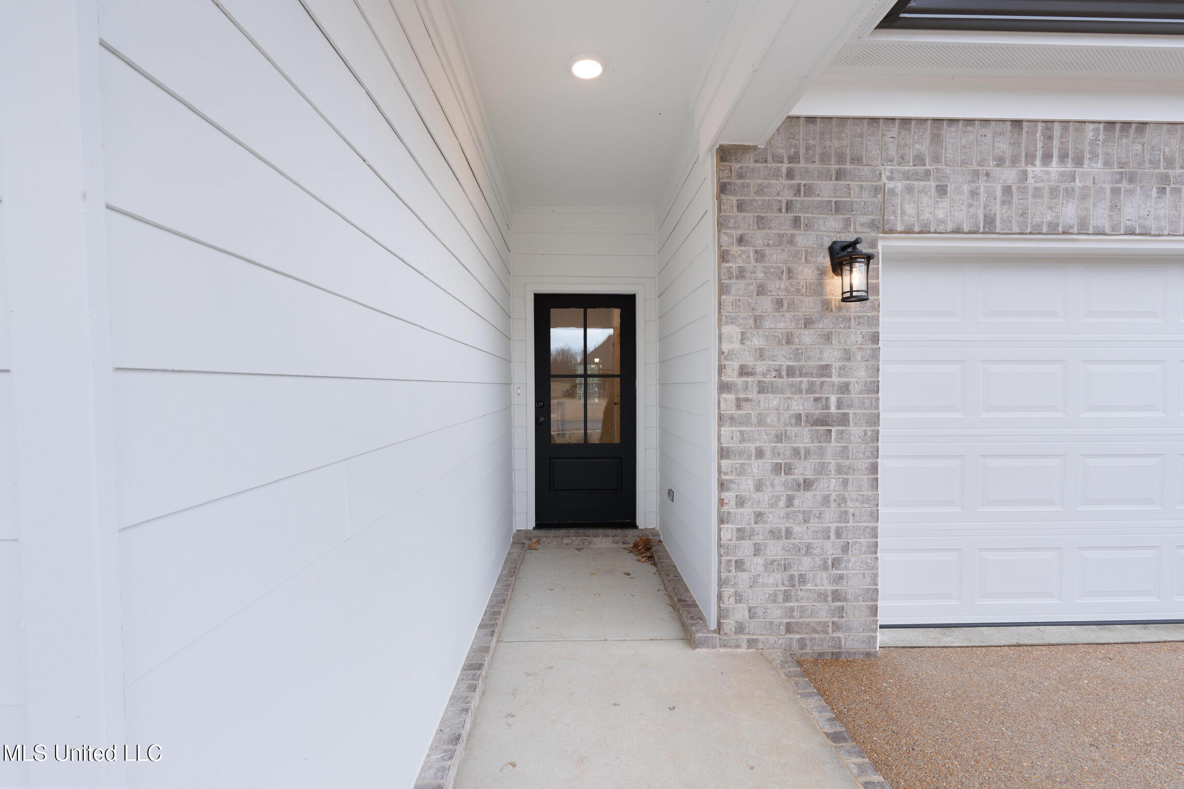 6263 Clover Court Walls, MS 38680 - Photo 3 of 40 Avalon