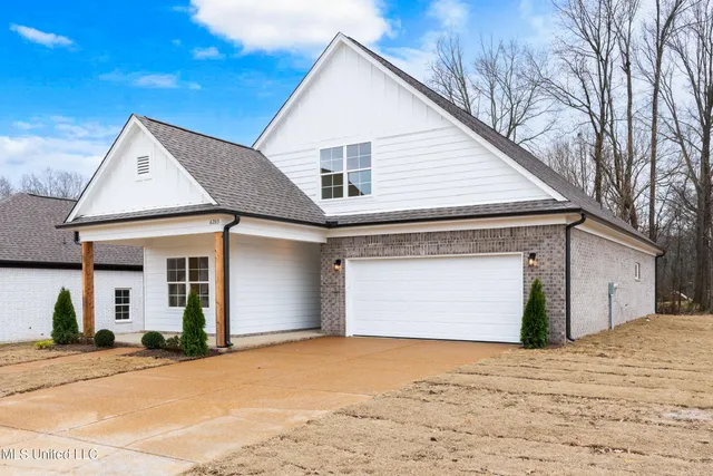 $324,900 | 6263 Clover Court, Walls, MS 38680