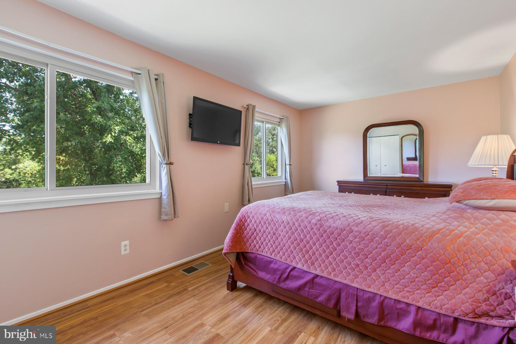 19525 Transhire Road Gaithersburg, MD 20886 - Photo 25 of 35 Gallery Image 25