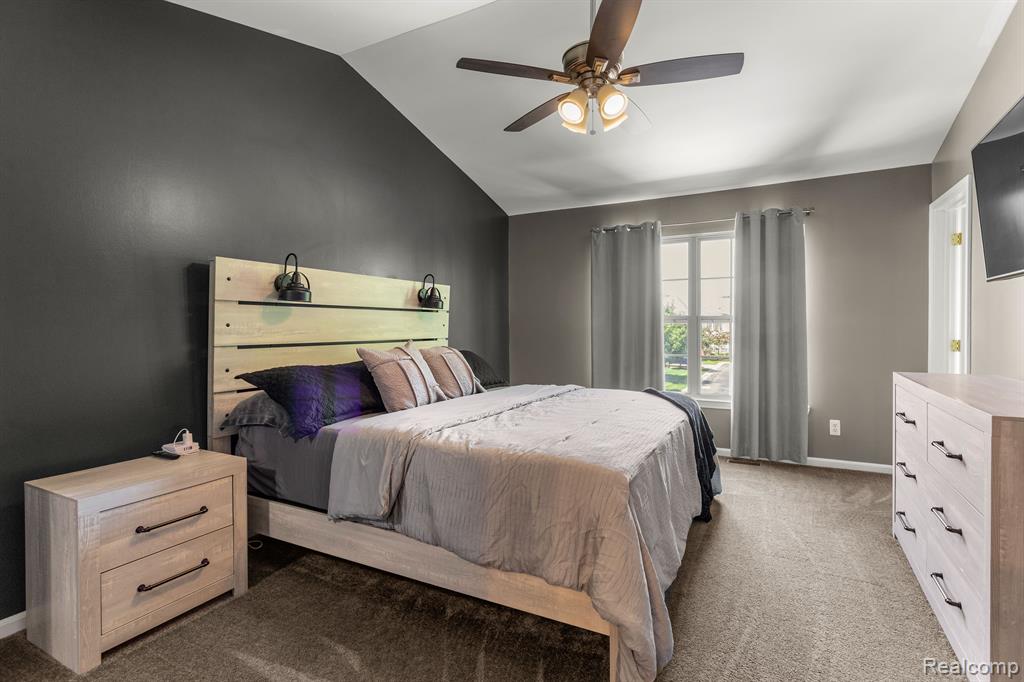 11794 Farmington Road Livonia, MI 48150 - Photo 16 of 34 Gallery Image 16