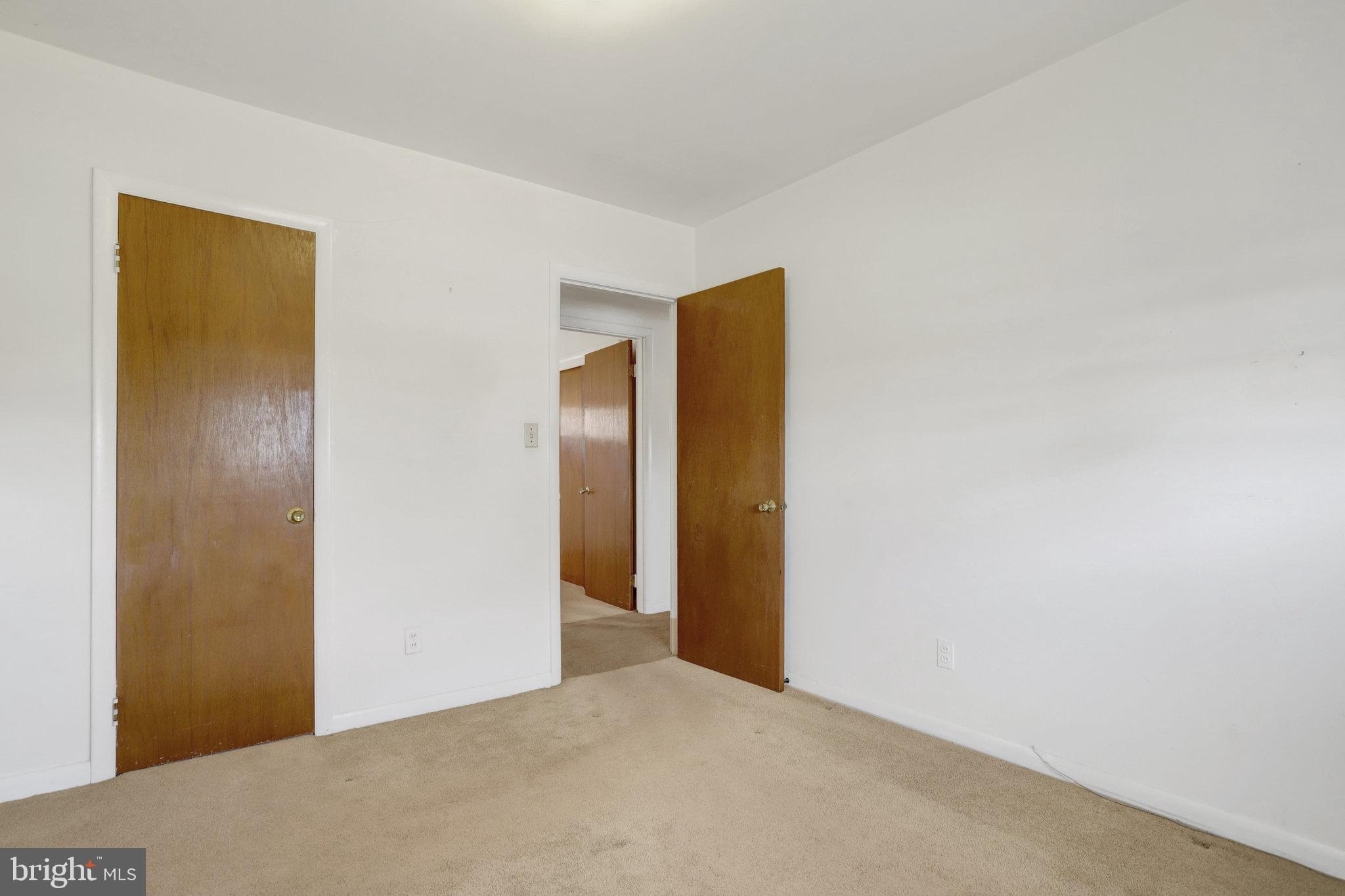 6928 Ruskin Street Springfield, VA 22150 - Photo 16 of 34 a view of an empty room