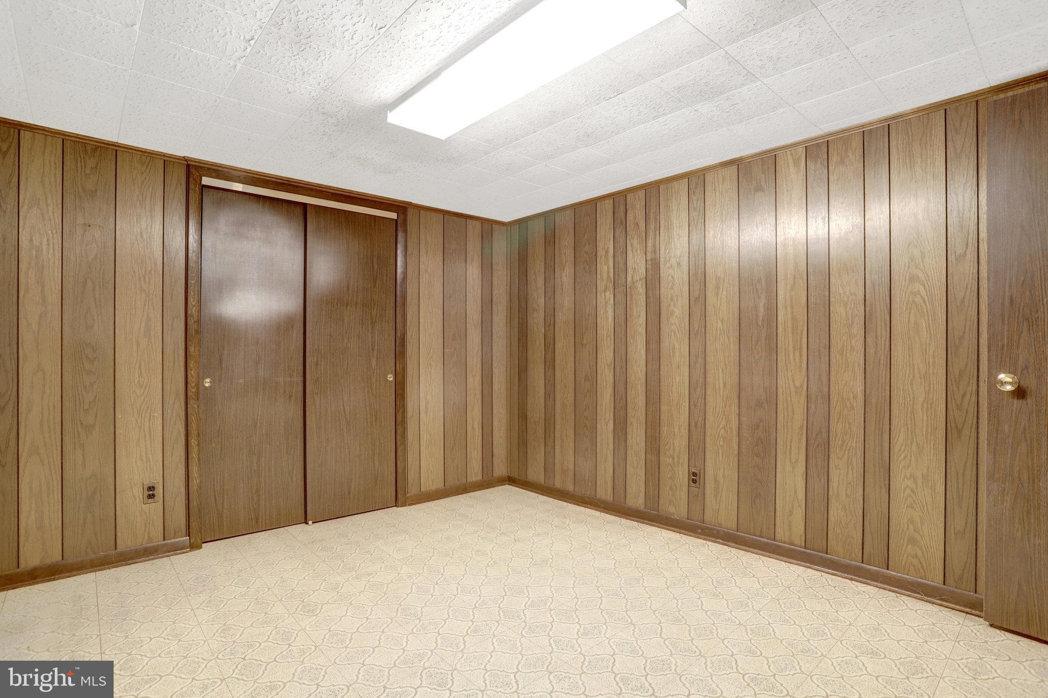 6928 Ruskin Street Springfield, VA 22150 - Photo 20 of 34 a view of an empty room