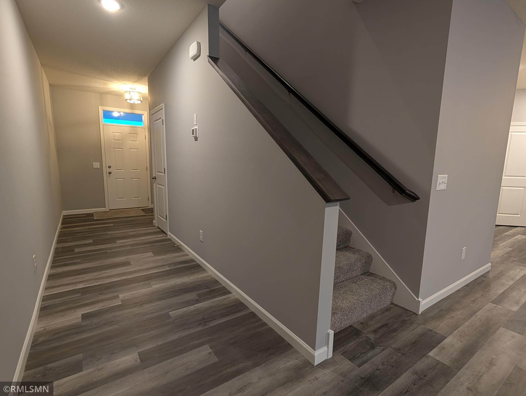 10462 Goodview Avenue South Cottage Grove, MN 55016 - Photo 3 of 27