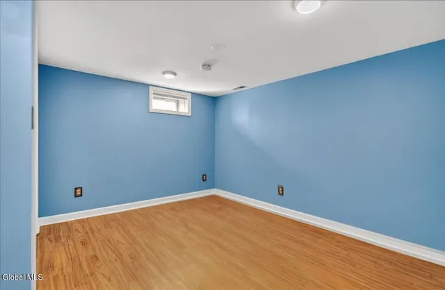 $330,000 | 2329 Niskayuna Drive, Niskayuna, NY 12309