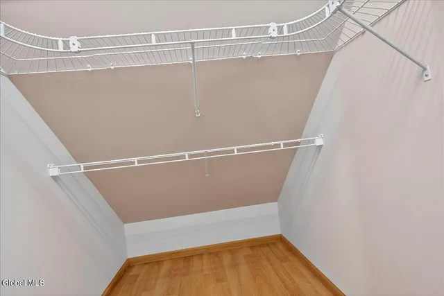 $330,000 | 2329 Niskayuna Drive, Niskayuna, NY 12309