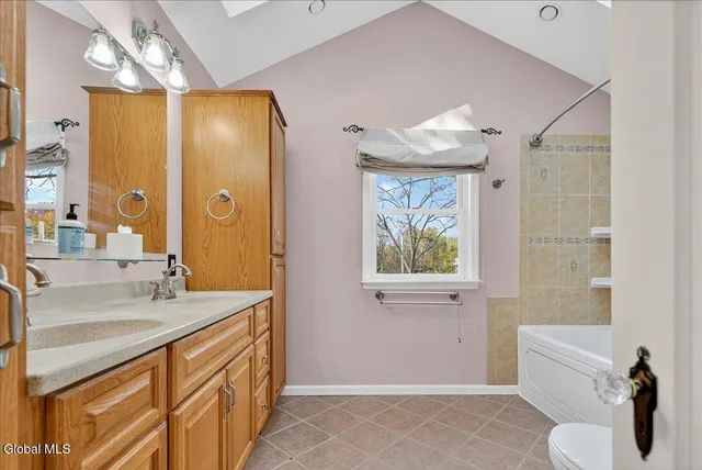 $330,000 | 2329 Niskayuna Drive, Niskayuna, NY 12309