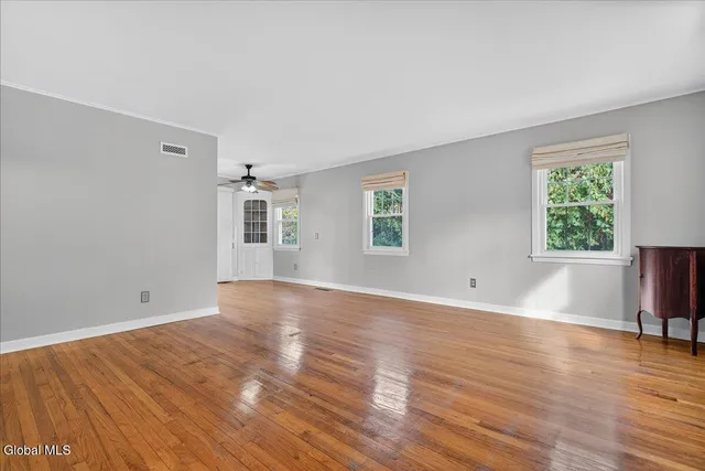 $330,000 | 2329 Niskayuna Drive, Niskayuna, NY 12309