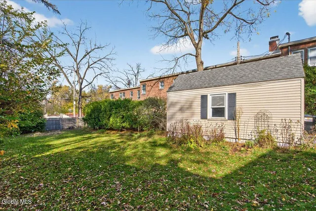 $330,000 | 2329 Niskayuna Drive, Niskayuna, NY 12309