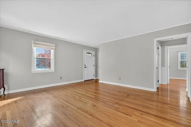 $330,000 | 2329 Niskayuna Drive, Niskayuna, NY 12309