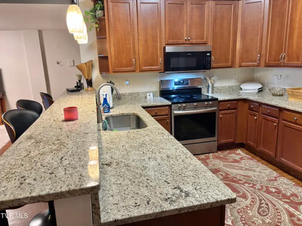 $329,900 | 116 Tipton Street, Unit 213, Johnson City, TN 37604