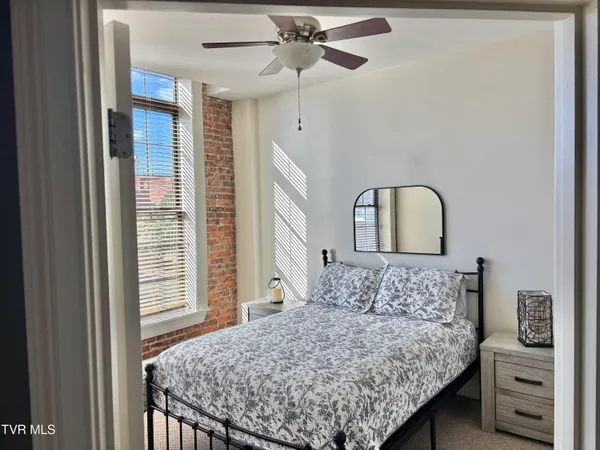 $329,900 | 116 Tipton Street, Unit 213, Johnson City, TN 37604