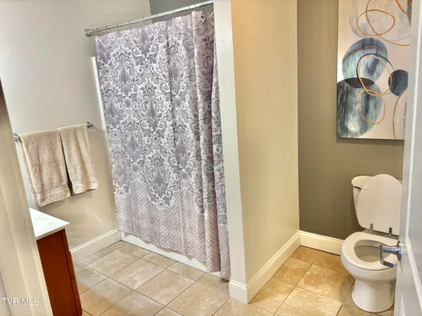 $329,900 | 116 Tipton Street, Unit 213, Johnson City, TN 37604