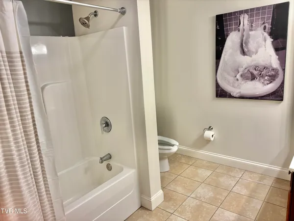 $329,900 | 116 Tipton Street, Unit 213, Johnson City, TN 37604