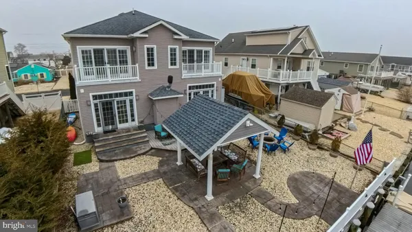 $750,000 | 27 West Mohawk Drive, Tuckerton, NJ 08087