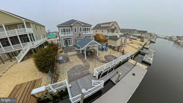$750,000 | 27 West Mohawk Drive, Tuckerton, NJ 08087