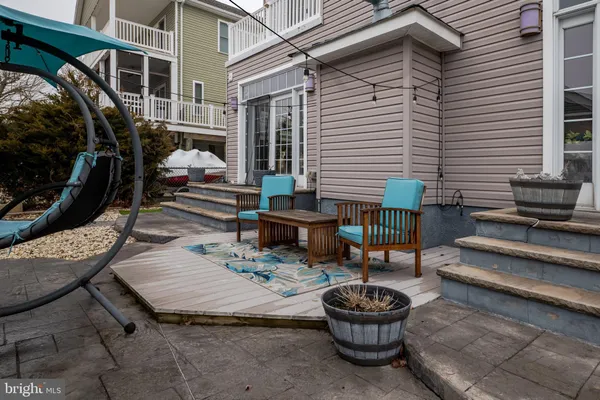 $750,000 | 27 West Mohawk Drive, Tuckerton, NJ 08087