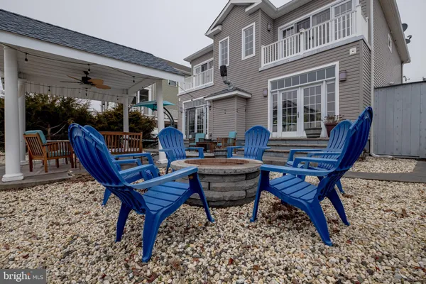 $750,000 | 27 West Mohawk Drive, Tuckerton, NJ 08087