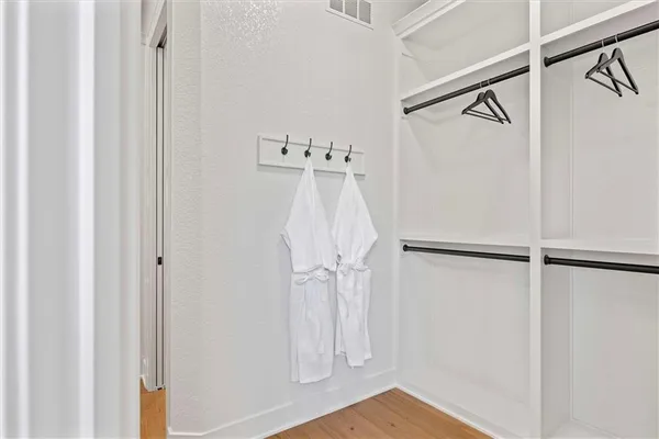 $1,281,820 | 12311 West 183rd Terrace, Overland Park, KS 66013