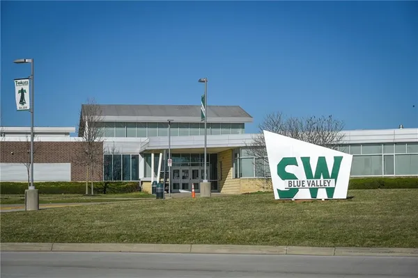 $1,281,820 | 12311 West 183rd Terrace, Overland Park, KS 66013