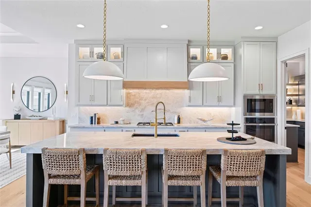 $1,283,850 | 12311 West 183rd Terrace, Overland Park, KS 66013