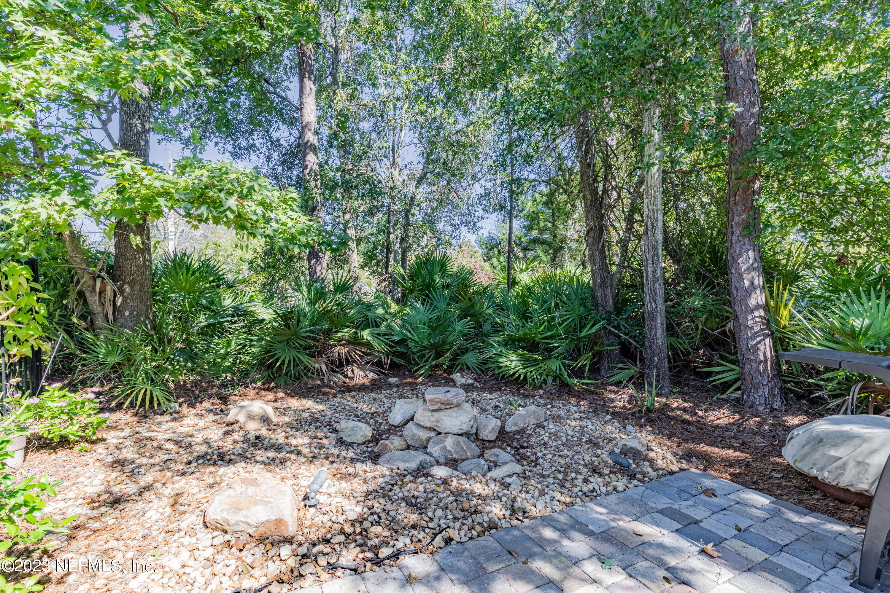 800 Eagle Cove Drive Fleming Island, FL 32003 - Photo 29 of 99 a big yard with lots of green space and deers
